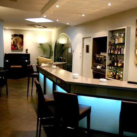 Rvhotels Avenida توسا ذي مار