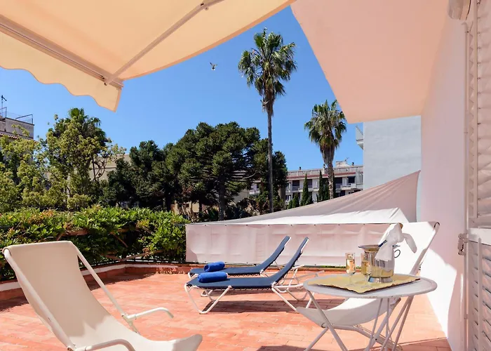 Rvhotels Avenida מלון טוסה דה מאר