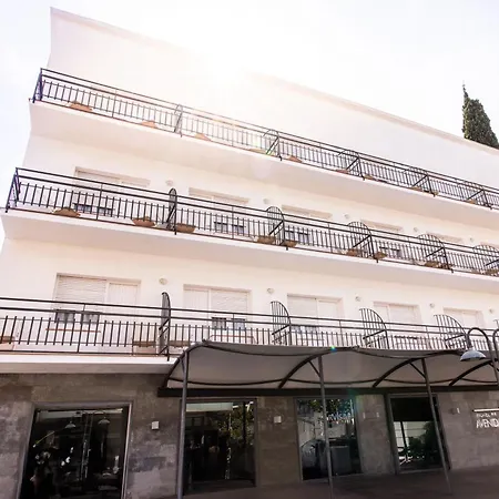 Hotel Rvhotels Avenida 2*