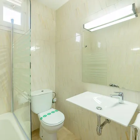 Rvhotels Avenida 2*