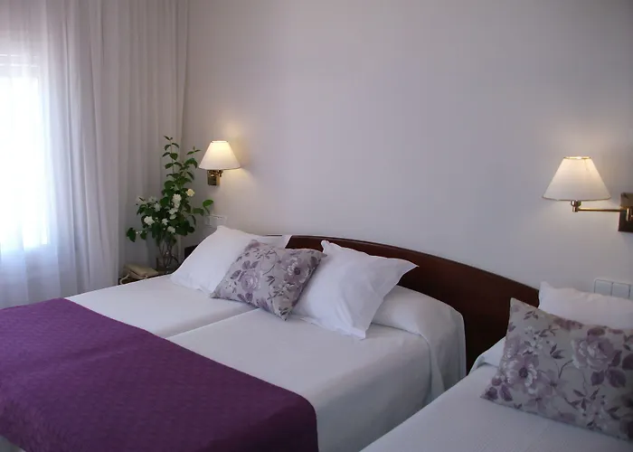 Rvhotels Avenida 2*