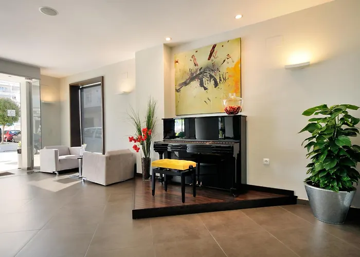 Szálloda Rvhotels Avenida 2*