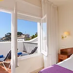 Hotel Rvhotels Avenida 2*
