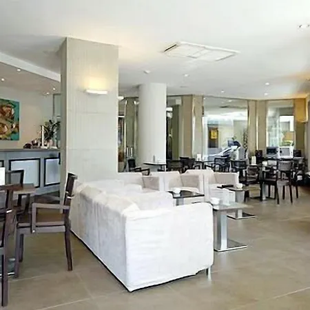 Rvhotels Avenida 2* Тосса-де-Мар