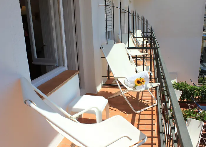 Rvhotels Avenida 2* Тосса-де-Мар